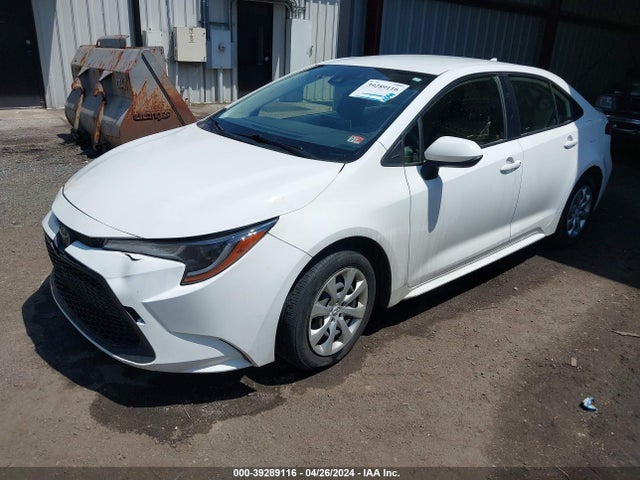 Toyota COROLLA LE 2020 JTDEPRAEXLJ019864 Image 2