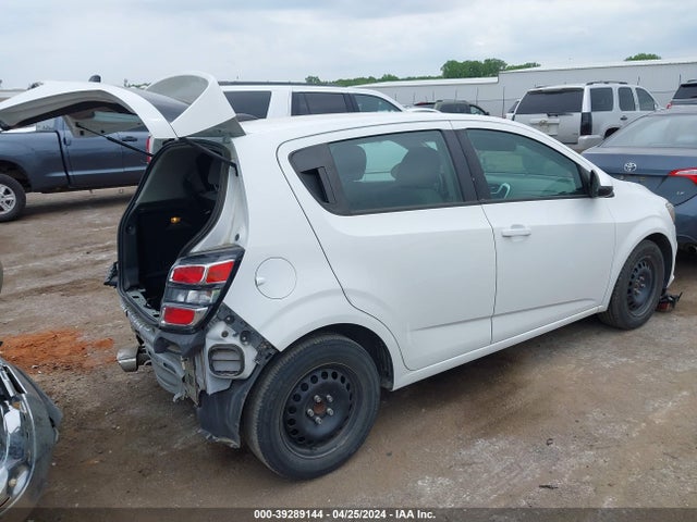 Chevrolet Sonic Lt Auto 2017 1G1JG6SH2H4144863 Image 4