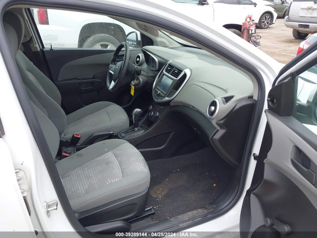 Chevrolet Sonic Lt Auto 2017 1G1JG6SH2H4144863 Image 5