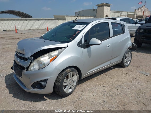 Chevrolet Spark 1lt Manual 2015 KL8CC6S96FC750604 Image 2