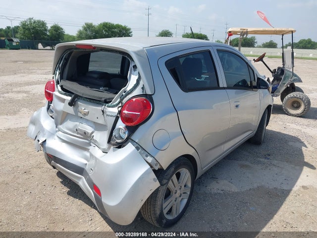 Chevrolet Spark 1lt Manual 2015 KL8CC6S96FC750604 Image 4