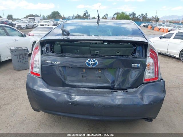 Toyota Prius Two 2015 JTDKN3DU3F0460173 Image 16
