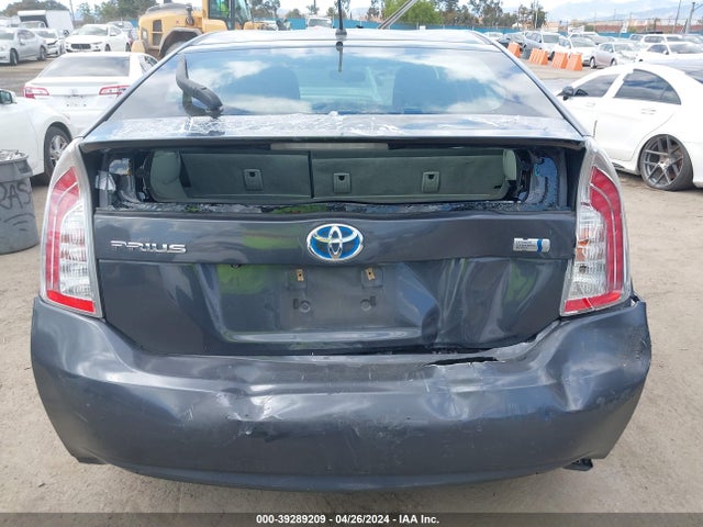 Toyota Prius Two 2015 JTDKN3DU3F0460173 Image 6
