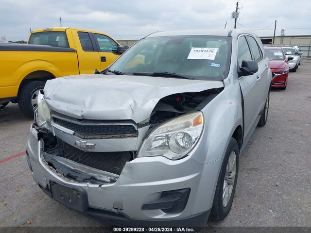 Chevrolet EQUINOX LS 2015 1GNALAEK2FZ110801 Image 2