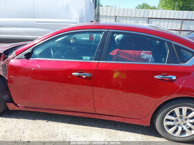 Nissan Altima 2.5 S 2018 1N4AL3AP4JC121774 Image 15