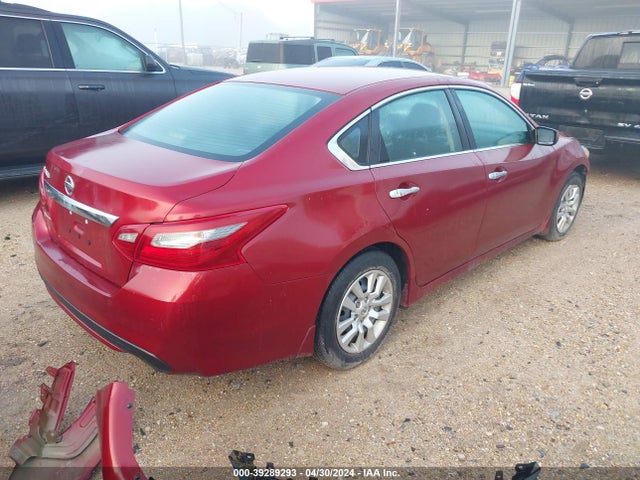 Nissan Altima 2.5 S 2018 1N4AL3AP4JC121774 Image 4