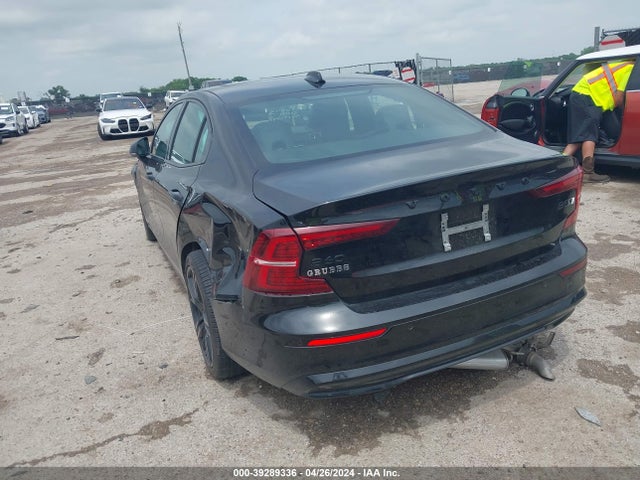 Volvo S60 B5 Plus Black Edition 2023 7JRL12TT5PG244645 Image 3