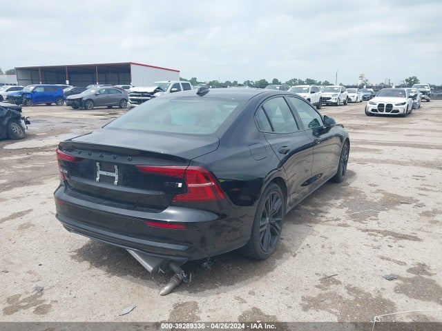 Volvo S60 B5 Plus Black Edition 2023 7JRL12TT5PG244645 Image 4