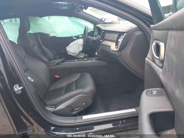 Volvo S60 B5 Plus Black Edition 2023 7JRL12TT5PG244645 Image 5