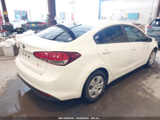 3KPFK4A79HE077699 KIA FORTE LX