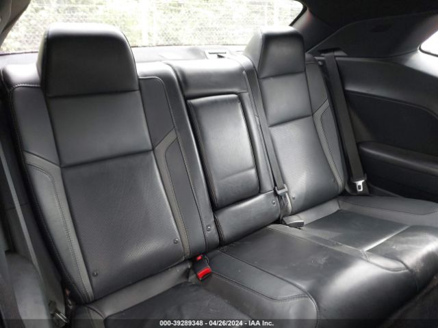 2C3CDZAG5GH218012 Dodge Challenger Sxt Plus