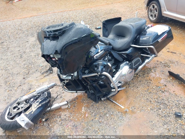 2019 HARLEY-DAVIDSON FLHTCU 1HD1FCC14KB664333 Photo 1