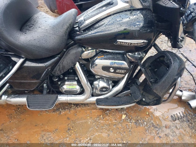 2019 HARLEY-DAVIDSON FLHTCU 1HD1FCC14KB664333 Photo 7
