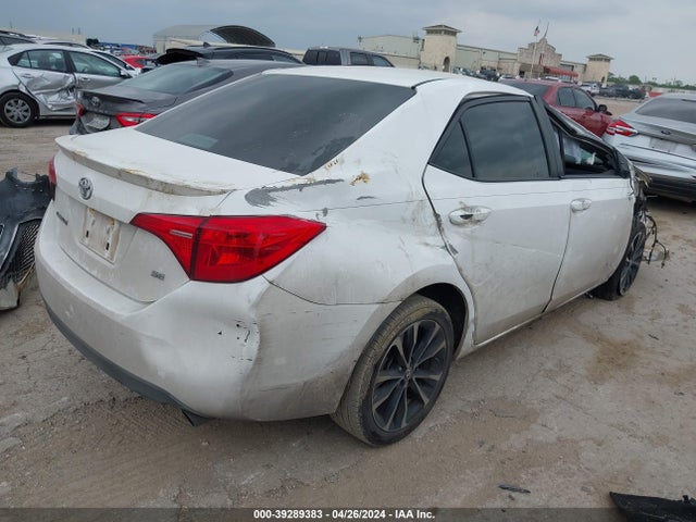 Toyota COROLLA SE 2018 2T1BURHE5JC040003 Image 4