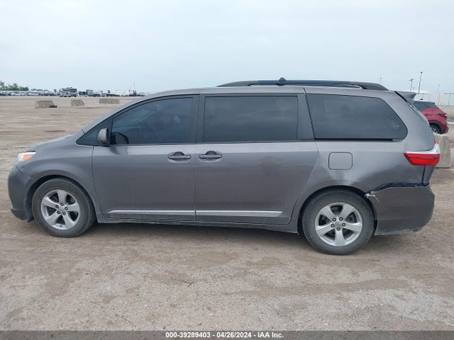 Toyota Sienna Le 8 Passenger 2015 5TDKK3DC1FS568109 Image 14