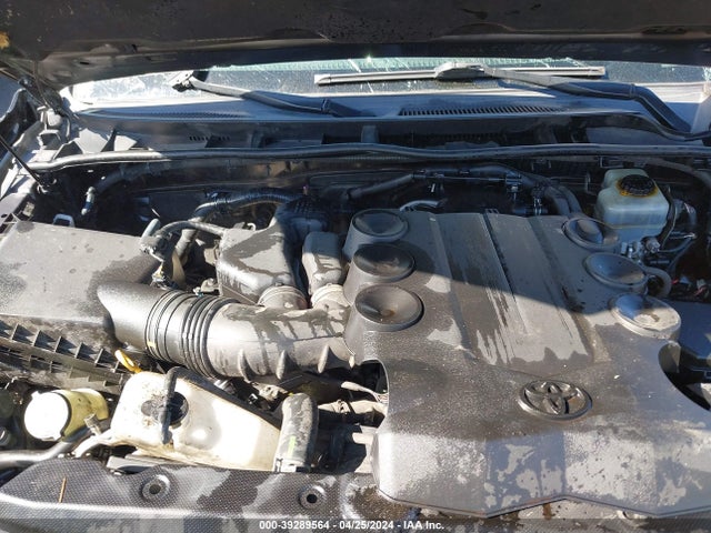 Toyota 4RUNNER SR5 2016 JTEBU5JR0G5330074 Image 10