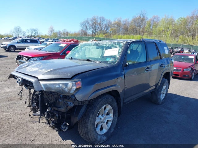Toyota 4RUNNER SR5 2016 JTEBU5JR0G5330074 Image 2