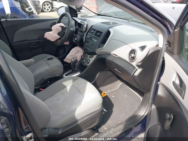 Chevrolet Sonic Ls Auto 2016 1G1JA5SH8G4161841 Image 5