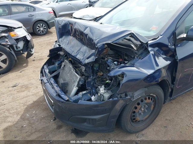 Chevrolet Sonic Ls Auto 2016 1G1JA5SH8G4161841 Image 6