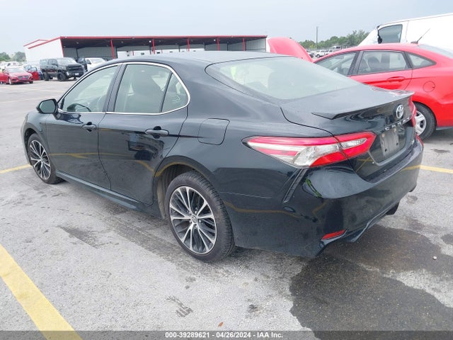 Toyota CAMRY SE 2018 JTNB11HK7J3070348 Image 3