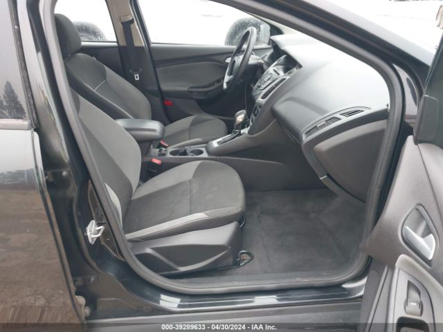 1FADP3K25EL128436 Ford FOCUS SE