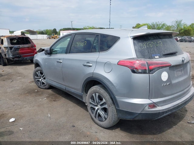Toyota RAV4 LE 2018 2T3BFREV4JW713531 Image 3