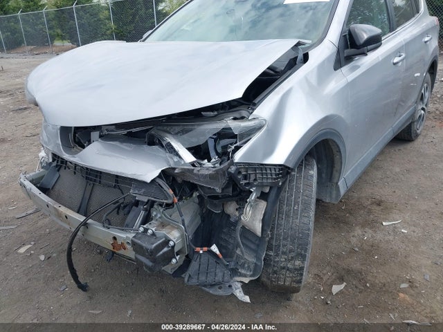 Toyota RAV4 LE 2018 2T3BFREV4JW713531 Image 6