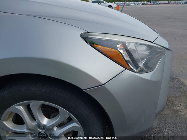3MYDLBZV2GY144427 Scion IA