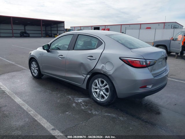 3MYDLBZV2GY144427 Scion IA