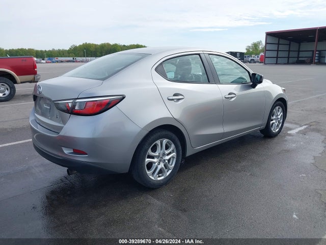 3MYDLBZV2GY144427 Scion IA