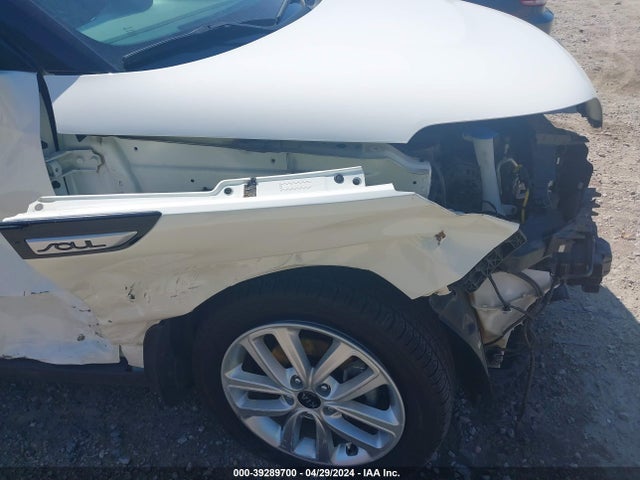 KIA SOUL + 2019 KNDJP3A52K7920024 Image 20