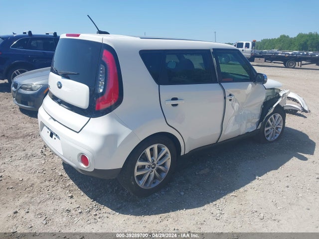 KIA SOUL + 2019 KNDJP3A52K7920024 Image 4