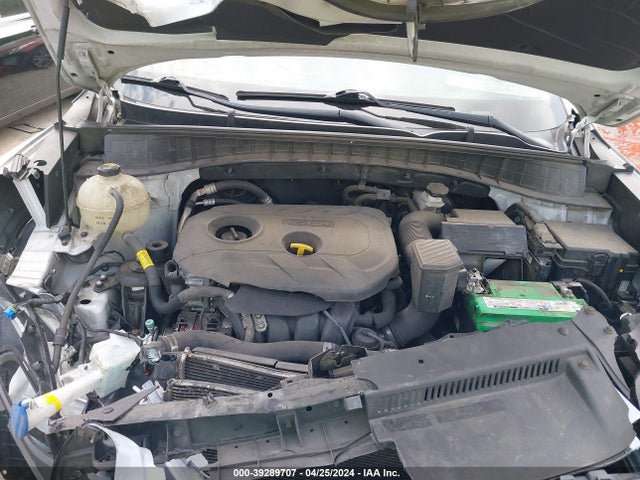 KM8J3CA40JU736621 Hyundai TUCSON SEL