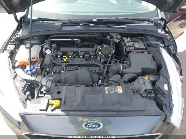 Ford FOCUS SE 2016 1FADP3K29GL301846 Image 10
