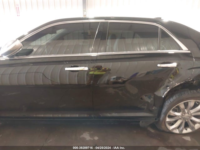2C3CCAKG9JH226690 Chrysler 300