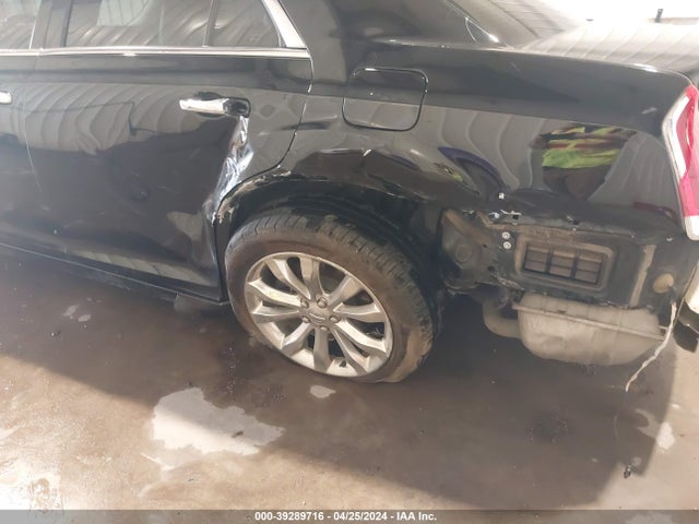 2C3CCAKG9JH226690 Chrysler 300