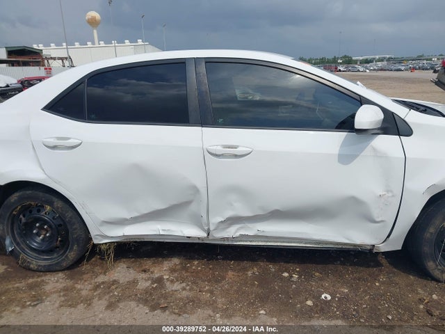 Toyota COROLLA LE 2017 5YFBURHE7HP651550 Image 14