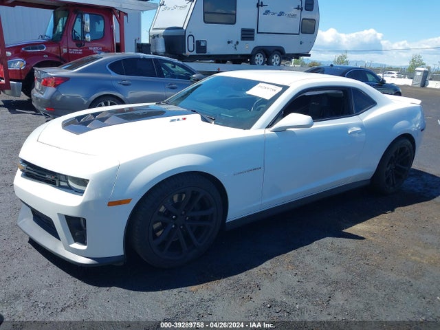 Chevrolet CAMARO ZL1 2015 2G1FL1EP5F9801205 Image 2