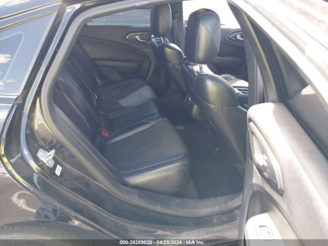 1C3CCCBGXFN551679 Chrysler 200 S