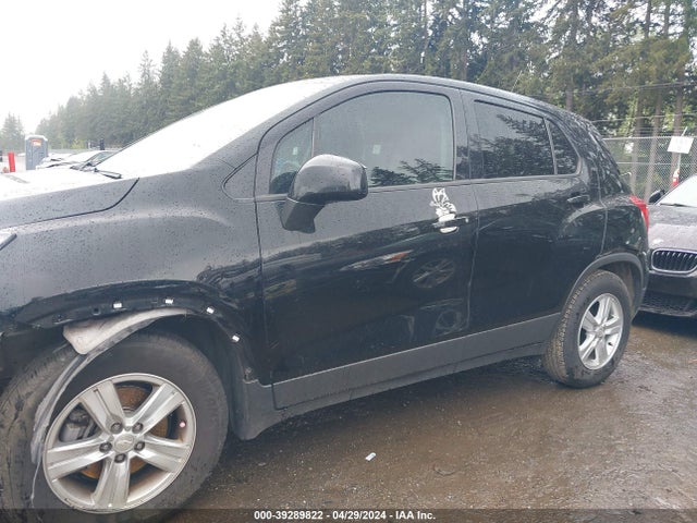 Chevrolet TRAX LS 2019 3GNCJKSB1KL371881 Image 15
