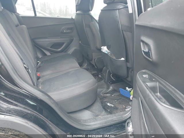 Chevrolet TRAX LS 2019 3GNCJKSB1KL371881 Image 8