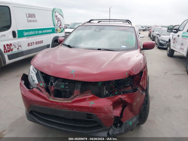 JN1BJ1CR1KW352836 Nissan Rogue Sport Sv