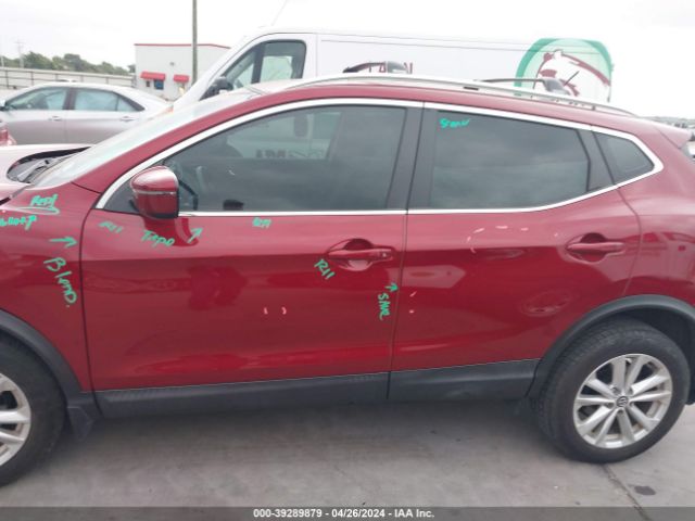 JN1BJ1CR1KW352836 Nissan Rogue Sport Sv