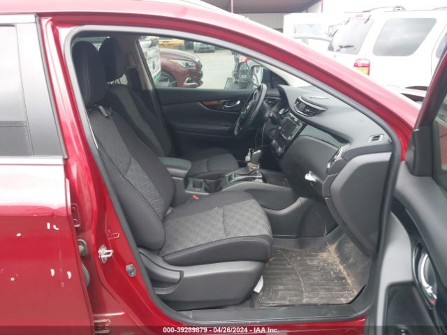 JN1BJ1CR1KW352836 Nissan Rogue Sport Sv