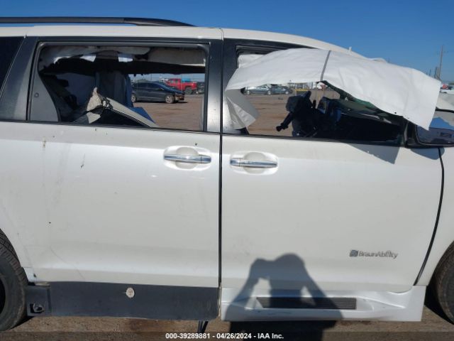 5TDYK3DC2GS763440 Toyota Sienna Xle/limited