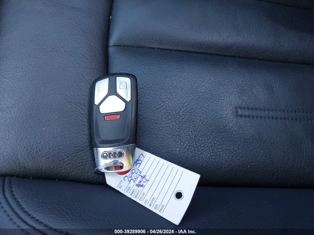 WAUFNAF4XHN042828 Audi A4 Prestige