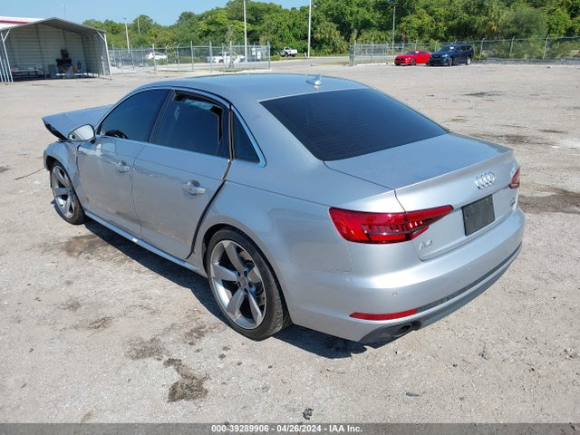WAUFNAF4XHN042828 Audi A4 Prestige