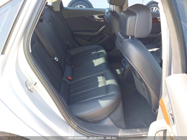 WAUFNAF4XHN042828 Audi A4 Prestige