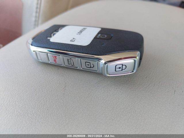 5XXG34J28NG160338 KIA K5 EX