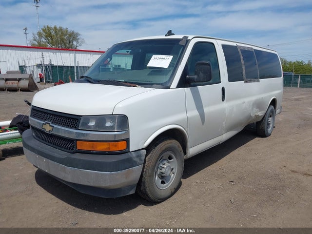 Chevrolet Express 3500 Lt 2017 1GAZGPFF5H1197219 Image 2
